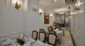 Golden Sail Hotel & Spa - Image 2