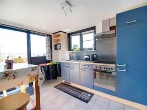 Holiday Home with Garden - Image 5