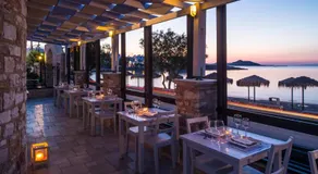 Contaratos Beach Hotel - Image 3