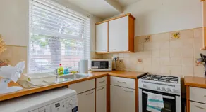 Bright Studio near Borough and The Shard - Image 4