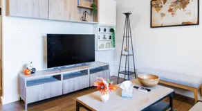 Spacious 2-Bedroom Apartment NYC-10 mins away - Image 2
