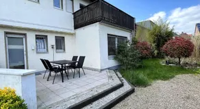 Apart70-Modern Design I Garden with Terrace I Smart TV I Free Parking I Free WiFi - Image 2