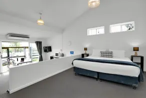 Stockyard Suite 3 - Image 2