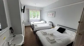 The Saddle Inn - Image 2