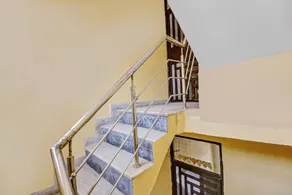 OYO Flagship 83807 Krishna Palace - Image 2