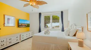 Oceanfront 4BR Villa with Pool LG Smith 466 by Bocobay - Image 2