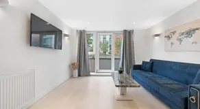 Cozy&Chic 1 Bed Apartment by Excel London, City Airport & O2 - Image 5
