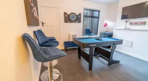 Entire home in Nottingham - Image 4