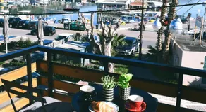 Boho Sea View Apartment - Image 2