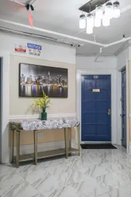 Adrian Hotel - Image 3