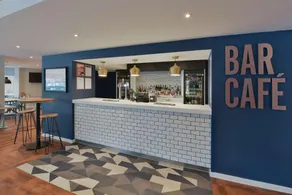 Travelodge London Hounslow - Image 5