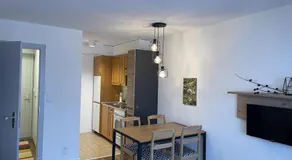 Charming apartment with hill view - Image 2