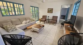 Linda casa para temporada - Familia Munhoz Ventura - Image 2