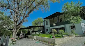 View Racha - Image 4