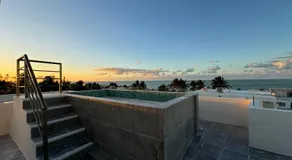 Beach Getaway - Image 3