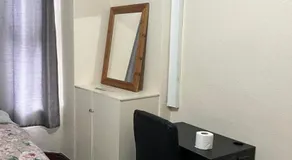 Private Room near Station & City Centre Free Parking Fast WiFi - Image 3