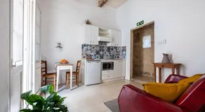 Cosy Hideaway - Image 2