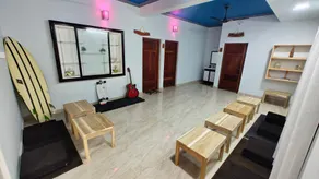 Sky's Surf Hostel - Image 4