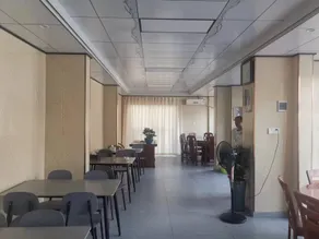 Steel Flower Hotel - Image 4