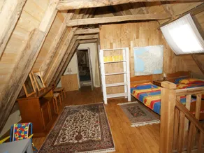 Sunlit Holiday Home with Private Pool in Besse - Image 4