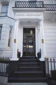 Hotel Moonlight - Image 5