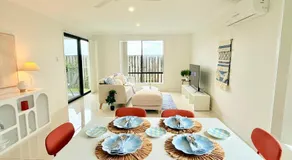 Large 4-Bedroom Home in Pİmpama - Easy Access to Theme Parks - Image 3