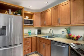 Waiohuli Beach Hale #C-211 Oceanfront Ocean View 2Bd/2Ba Full A/C, Sleeps 6 - Image 4