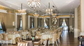 The King Resort - Image 2
