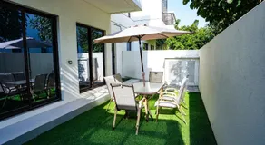Luxury Villa by the sea - Image 4