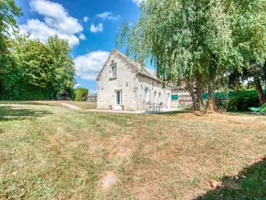Boncourt gård med privat have - Image 1
