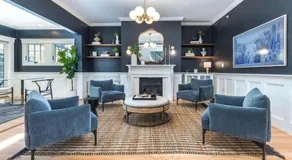 Cambridge, Prentiss House - Deluxe King | Rm 06 - Image 3