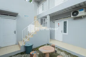 Atiq Homestay Syariah Mitra RedDoorz - Image 5