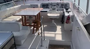 Golfe-Juan Yacht - Image 5