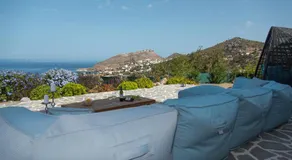GNM Panoramic View Island House - Image 3