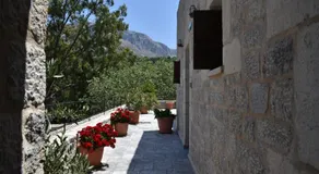 Akroyiali Apartments - Image 3