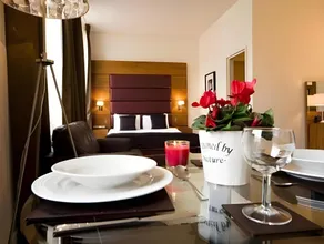10 Pembridge Gardens Hotel - Image 3