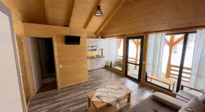 Căsuțele din Poiană - Image 2