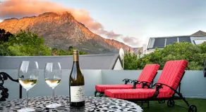 La Fontaine Boutique Hotel by The Oyster Collection - Image 4