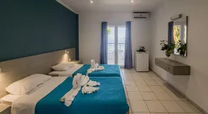 Newquay beach club - Image 1