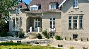 Manoir Les Feuillantines Piscine & Spa - Image 2