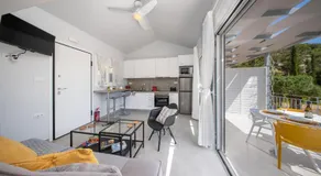 Foki Beach House - Image 3