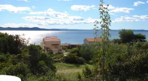 Apartments with garden - Image 3