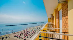 Hotel Apollonia Sea View & Beach Pool - Image 5