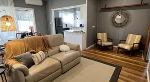 Mooney St Manor - Image 2