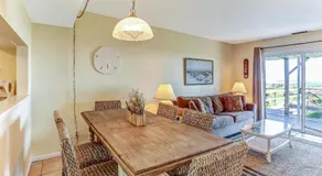 2158 S Fletcher B - Image 3
