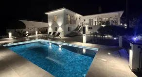 Villa mit privatem Pool, Terrasse und Garten | Perfekt für die Arbeit von Zuhause - Image 5