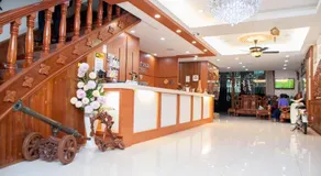 Wan Alyasa Hotel - Image 2