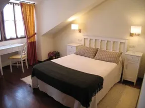 Apartamentos Las Fuentes - Image 2