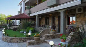Kallinikos Guesthouse - Image 5