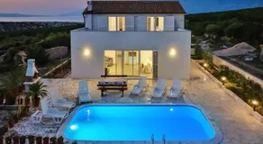 Villa Joanna - hidden oasis with pool, gym & garrage - Image 2